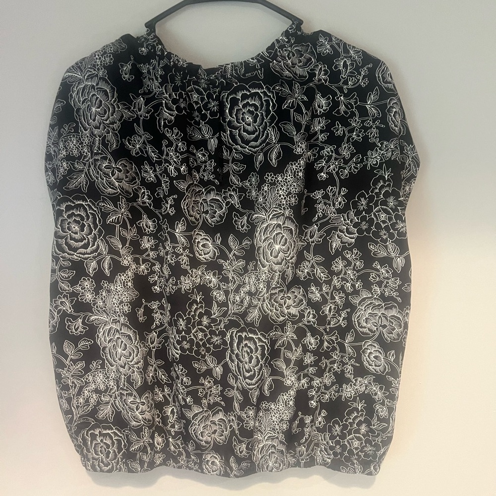 LOFT Black and White Blouse Top
